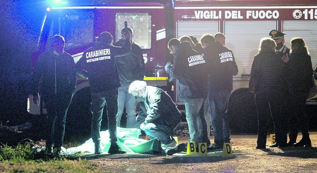 Omicidio dell'ex carabiniere: Silvano Nestola ucciso con un colpo al cuore. Sequestrati furgone e abiti alla coppia indagata
