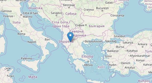 Terremoto, forti scosse all'alba tra Albania e Grecia: paura e gente in fuga. Avvertito anche in Puglia
