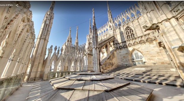 Milano, il Duomo mai visto: volo tra le vetrate a 20 metri d’altezza. Tutti i segreti della Cattedrale in digitale