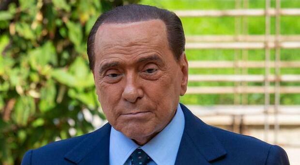 Forza Italia, la svolta di Berlusconi: «Rafforziamo il Centro»
