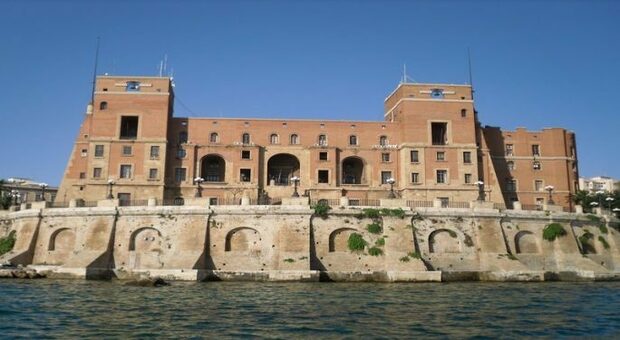 Palazzo del Governo, sede della Provincia di Taranto