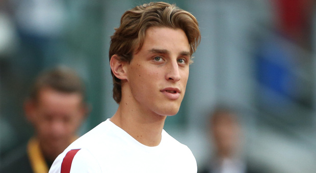 Edoardo Bove, 20 anni, centrocampista della Roma