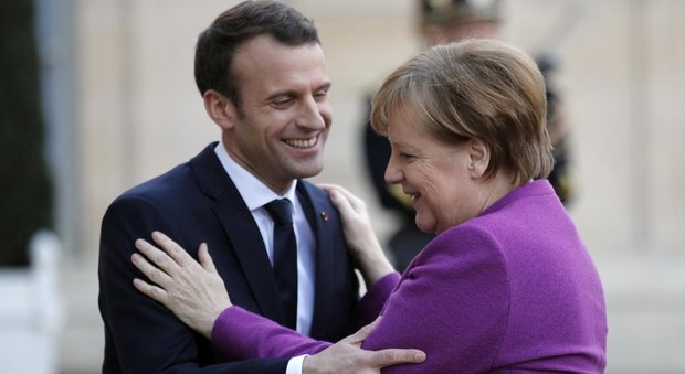 Macron a Merkel: Il voto in Italia ha scosso l'Europa. Entro giugno una road map per rifondare l'Unione"