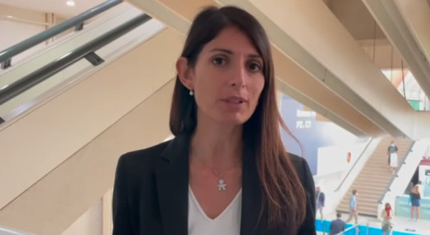 Virginia Raggi: «Subito confronto tv tra i candidati a sindaco di Roma». E Calenda le dà ragione