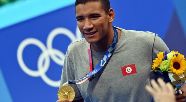 Hafnaoui, il campione olimpico di nuoto di cui non si sa nulla: «Non ci credevo neanche io»