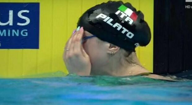 Olimpiadi, squalificata Benedetta Pilato: il sogno olimpico della 16enne nuotatrice finisce qui
