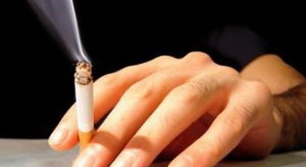 Oncologi: le accise sul tabacco finanzino le cure Ogni ora in Italia 40 nuove diagnosi di tumore