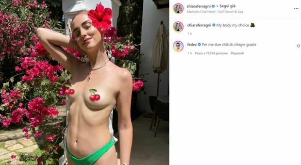 Chiara Ferragni in topless su Instagram: due ciliege a coprire il seno. E Fedez risponde così