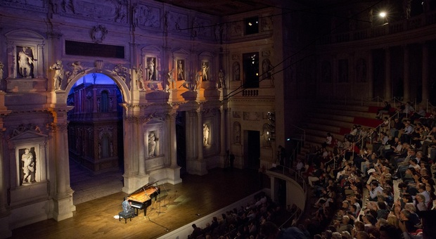 Il Jazz internazionale torna ad animare Vicenza: oltre 100 concerti per i 100 anni di Charles Mingus