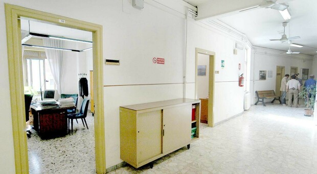 Brindisi, il Municipio è senza funzionari: si corre ai ripari con il personale della partecipata
