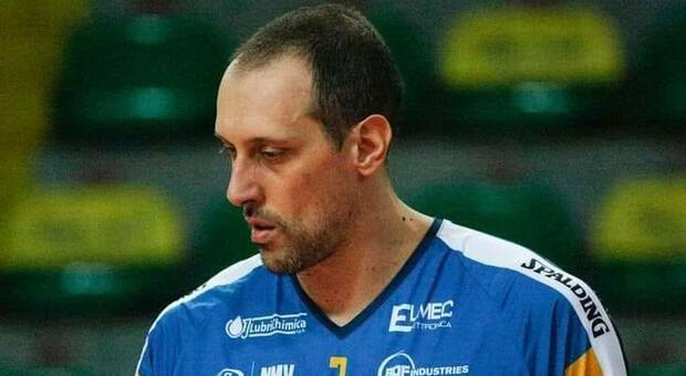 Roberto Cazzaniga, l'ex nazionale di volley e la truffa romantica: «Ho perso 700mila euro»