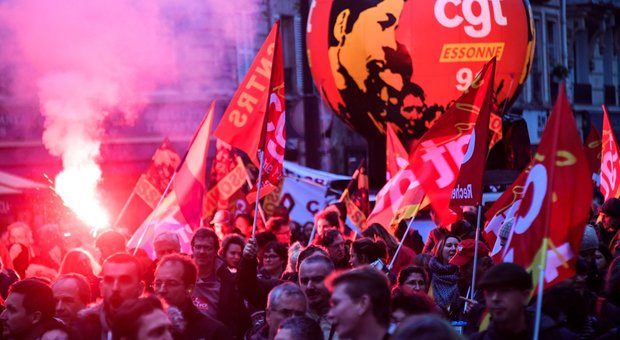 Francia, nuovo sciopero generale contro le pensioni: attesa grande manifestazione a Parigi