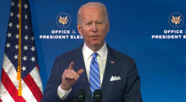 Usa, Biden si insedia con un piano da 1.900 miliardi per Covid ed economia: «Un nuovo capitolo»