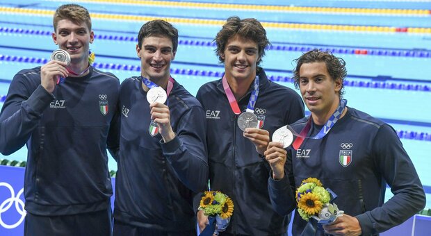 Staffetta 4X100 stile libero, medaglia d'argento alle Olimpiadi: «Scritta una pagina dello sport italiano»