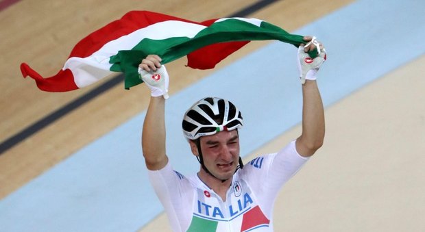 Ciclismo su pista, Elia Viviani conquista la medaglia d’oro