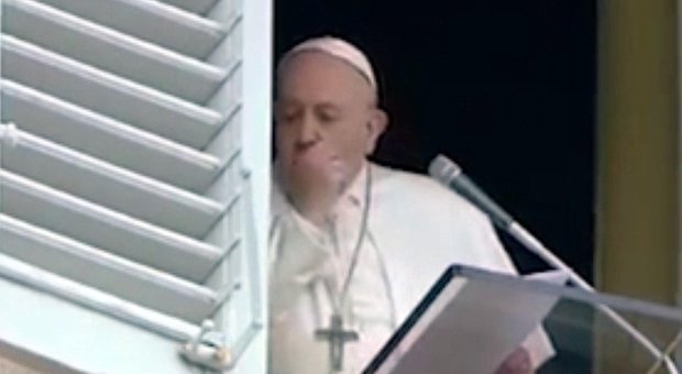 Papa sta meglio, segue meditazioni in videoconferenza ma in Vaticano si pensa a misure anti contagio