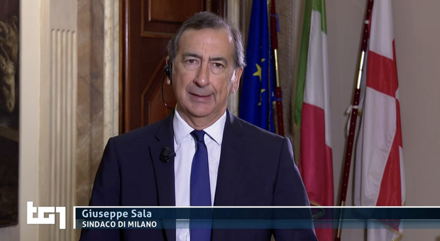 Il sindaco Beppe Sala commenta l'aggressione di branco avvenuta in piazza Duomo a Milano