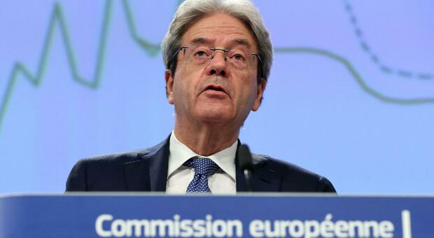 Draghi, Gentiloni: «La Ue in apprensione. All Italia mai come ora serve un leader forte»