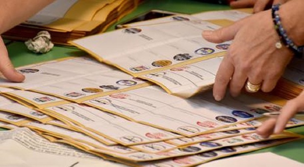 Reddito di cittadinanza: al Sud può valere 20 seggi. I collegi in bilico in Puglia