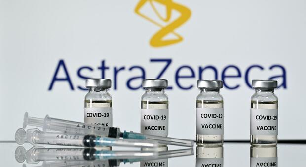 AstraZeneca, l'Ema frena Bruxelles: «Il sì al vaccino può slittare a marzo»
