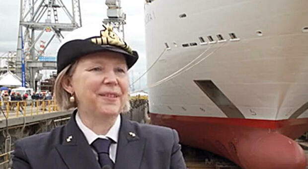 Serena Melani, la prima comandante donna italiana di una grande nave: «Per arrivare qui ci ho messo 31 anni»