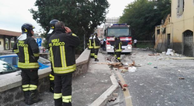 Esplode palazzina vicino a Roma, una persona ustionata e due ferite