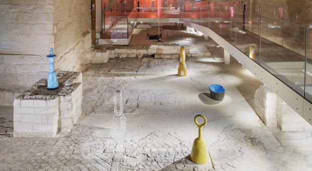 Oblique magie, a Bari la mostra della galleria Bonomo nelle pieghe del tempo