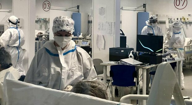 Covid, ragazza di 23 anni in terapia intensiva a Bologna: non è vaccinata