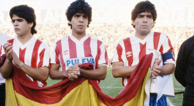 Napoli, 30 anni fa Maradona giocò con la maglia del Granada