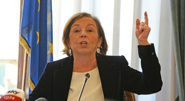 Green pass, la ministra Lamorgese difende le scelte: «Abbiamo tenuto conto del bilanciamento dei diritti»