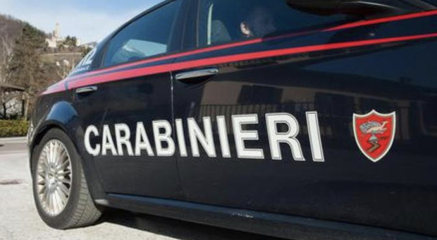 In provincia di Arezzo: un uomo è tornato da una vacanza e , al rientro, ha trovato degli occupanti