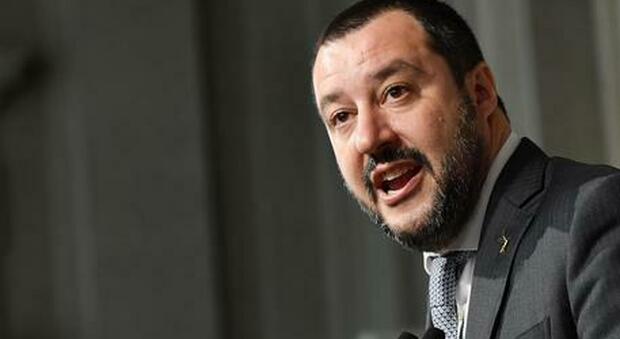 Green pass, Salvini dice no (ma la Lega si divide). M5S in pressing su Draghi: no forzature