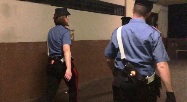 Roma, blitz antidroga dei carabinieri a Tor Bella Monaca: otto arresti in poche ore