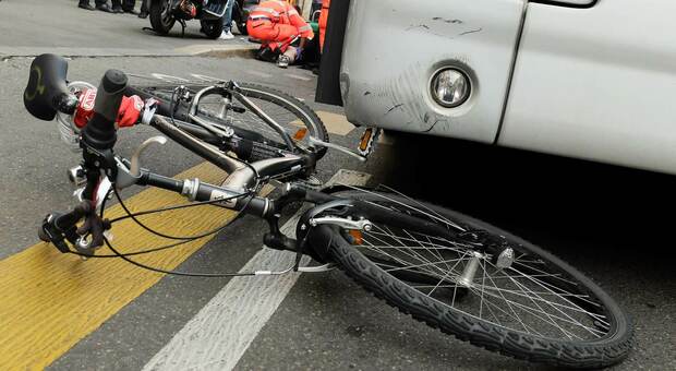Milano, allarme incidenti in bici: +31%. Ogni giorno cinque feriti