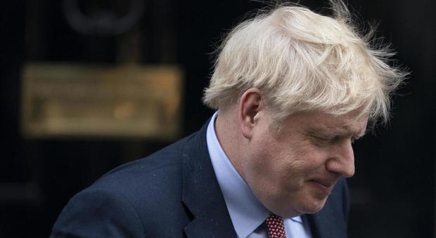 Boris Johnson ricoverato in terapia intensiva
