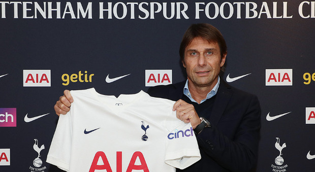 Antonio Conte al Tottenham, l'annuncio del club: per lui uno stipendio da sogno