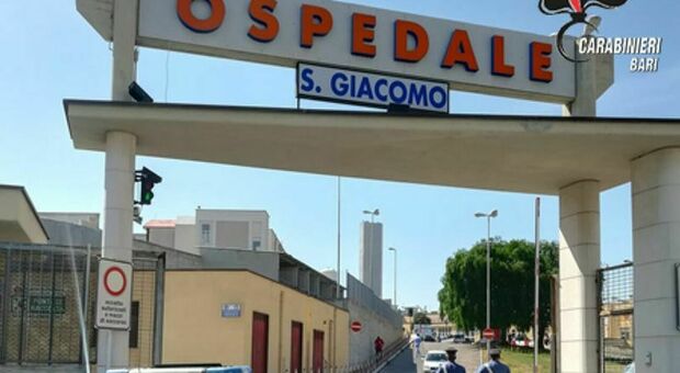 Assenteismo in ospedale del Barese: anche sette primari a processo per truffa e falso