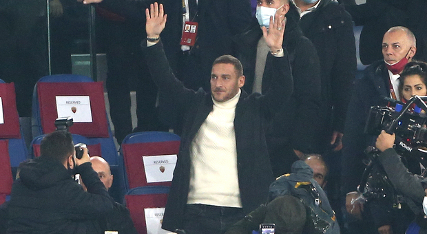 Francesco Totti diventa ambassador di Digitalbits: «Ritorno alla Roma? Vedremo»