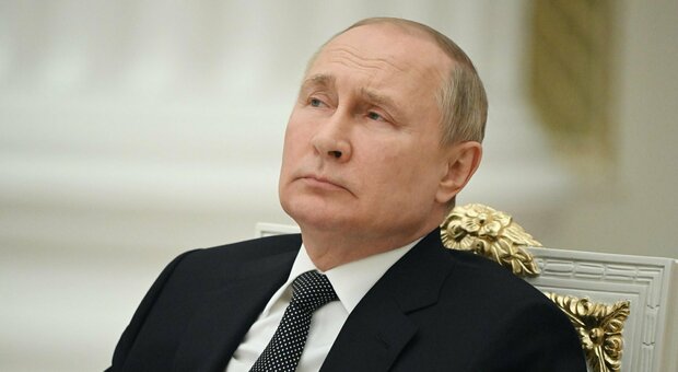 Putin malato di tumore al pancreas? «Ecco dove sarà operato e cosa farà il Cremlino se non dovesse farcela»