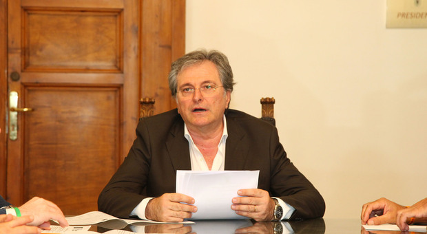 Tangenti per le discariche, arriva la condanna per Tamburrano, ex presidente della Provincia di Taranto, e per altri tre imputati