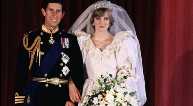 Lady Diana tiara matrimonio quanto costa