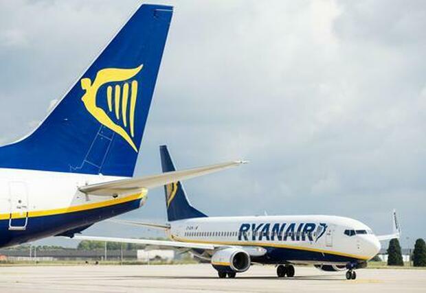Ryanair, la denuncia di un passeggero: «Sull'aereo inscatolati come sardine»
