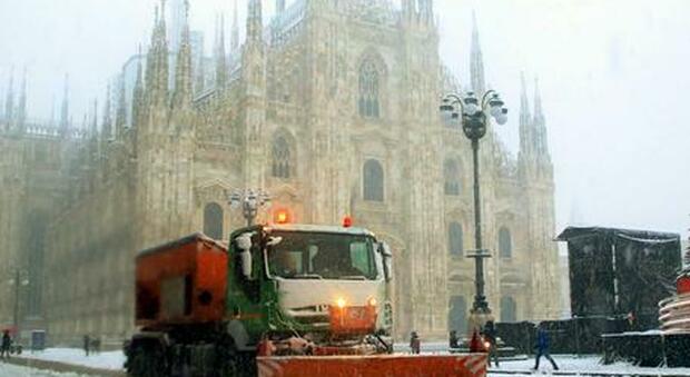 Milano, neve e freddo polare per l’Immacolata: minime a -9°