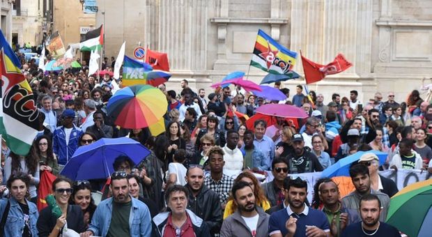Salvini nel Salento, Arci e Sardine chiamano a raccolta associazioni e movimenti: «Tutti in piazza per protestare»