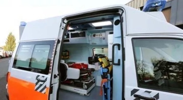 Palermo, operaio 47enne muore travolto da un treno al passaggio a livello