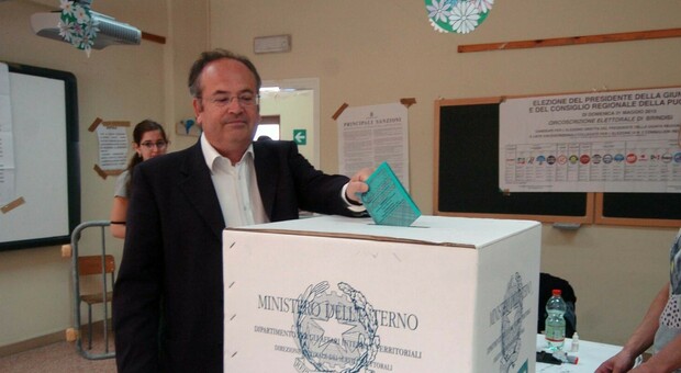 L'attuale sindaco Riccardo Rossi, col quale dovranno misurarsi nel 2023 i prossimi candidati