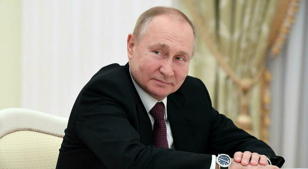 Putin: il Parkinson, il tumore, l'ansia da Covid e la follia. Tutte le malattie ipotizzate per lo Zar