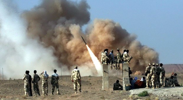 Iran-Usa, Guardie rivoluzionarie: «Se Teheran attaccata missili su Dubai, Haifa e Tel Aviv»