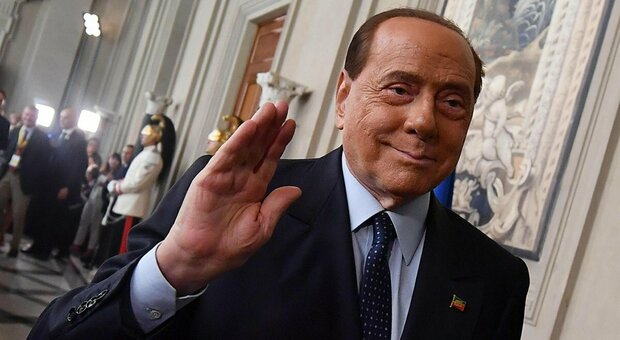 Ruby Ter, l'ex guardia della villa di Berlusconi: «Una delle ragazze gli chiese un milione di euro»