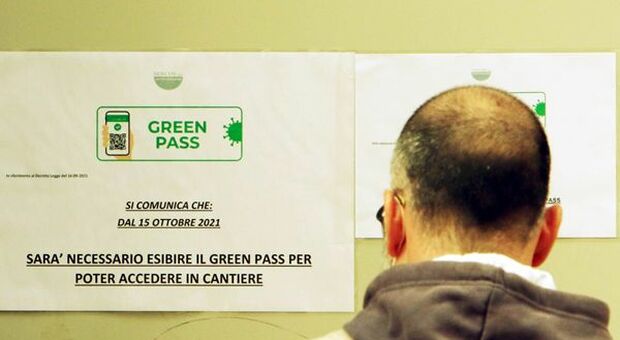Green Pass a lavoro, proteste e disagi nei porti di Genova e Trieste